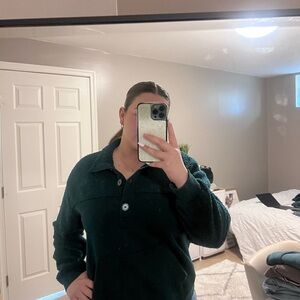 Time and Tru Dark Green Fleece pullover